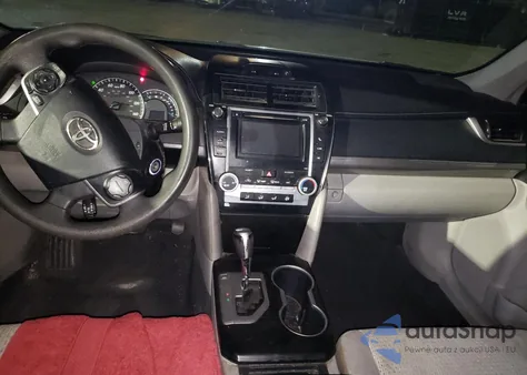 2012 Toyota Camry Base z USA, uszkodzony, nr VIN 4T1BF1FK3CU095815